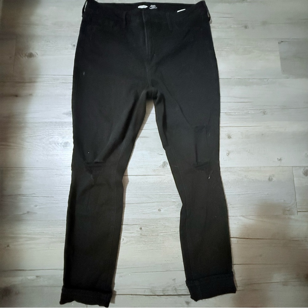 Old navy Women's Black distressed Jeans